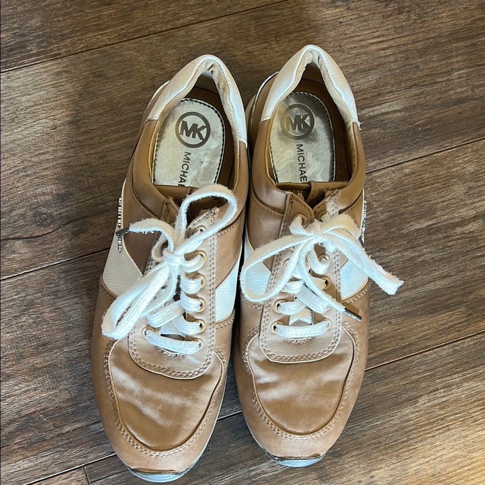 Michael Kors White and Brown Casual Sneakers - Picture 3 of 10